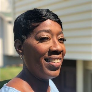 Meet your Posher, Yulanda